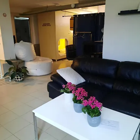 Hostel Craizy Hans *