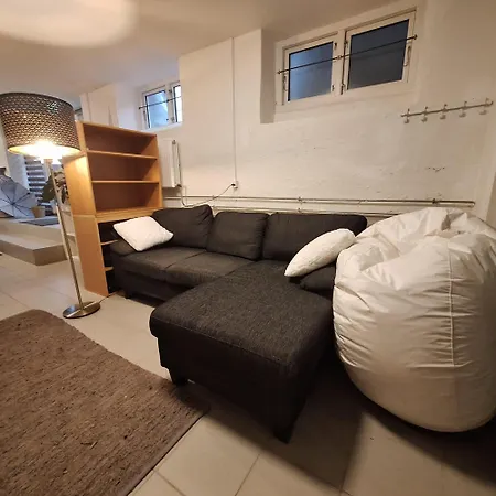 Hostal Craizy Hans *