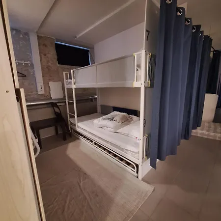 Craizy Hans Albergue Odense